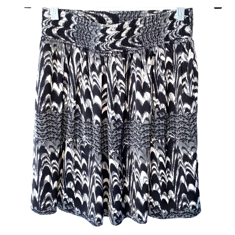 Banana Republic skirt with pockets